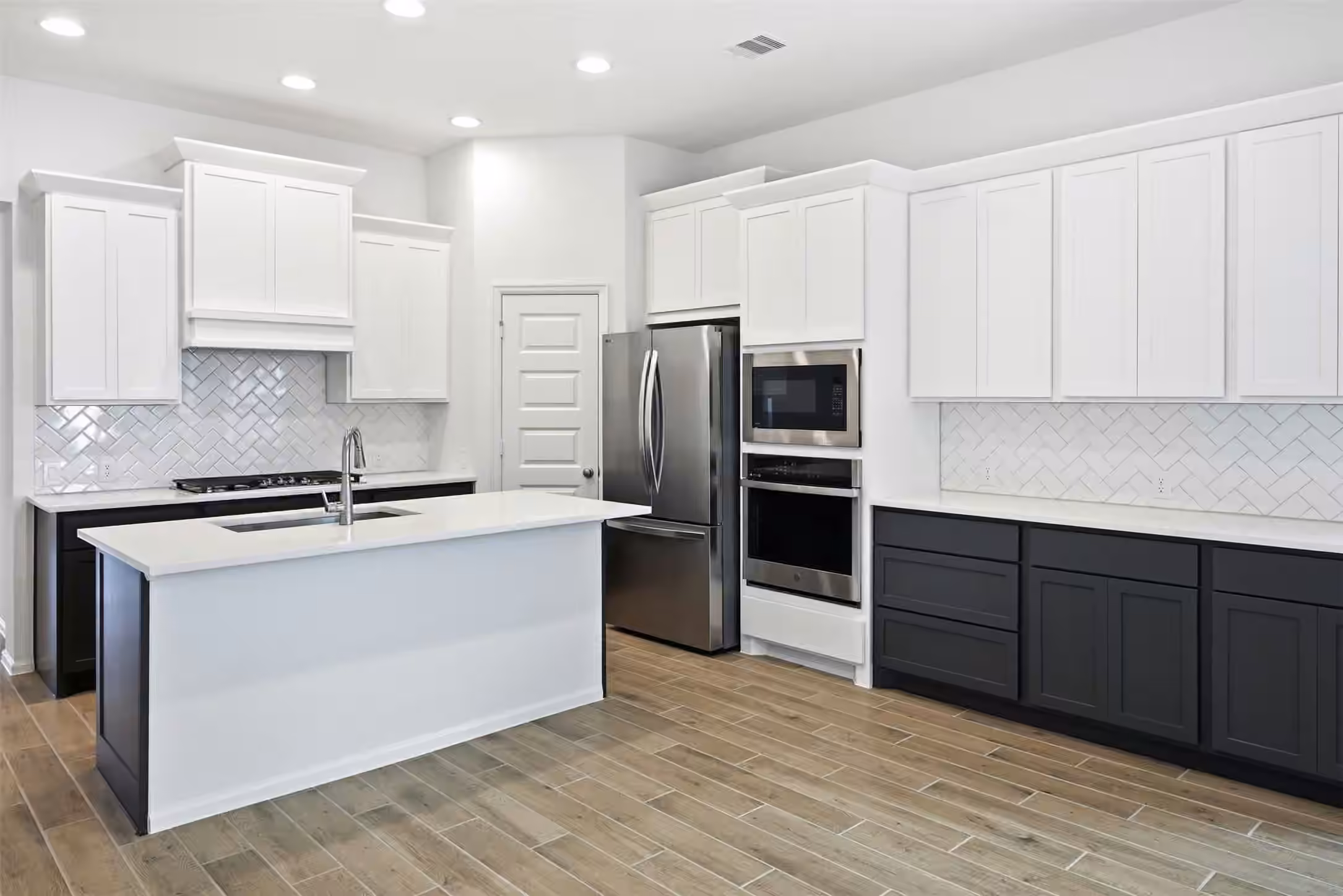 Photo 5 of 26831 Concord Dawn Drive, Richmond, TX