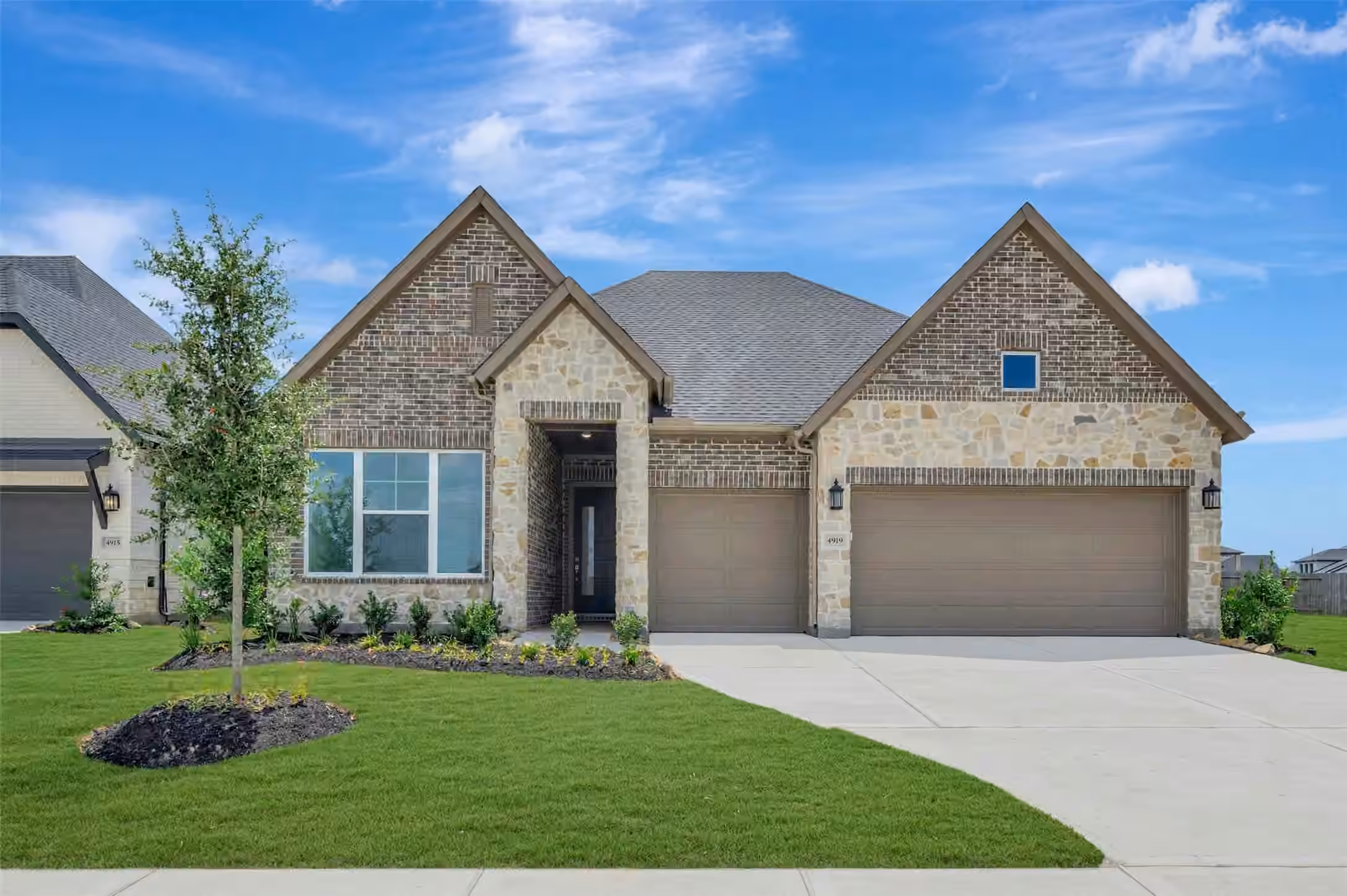 Photo of 4919 Benton Woods Trail, Rosenberg, TX