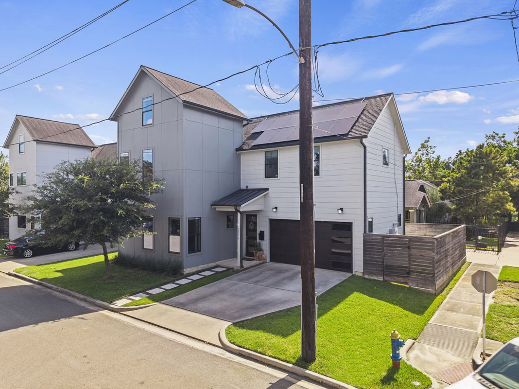 Photo 2 of 3317 Arlington Street, Houston, TX