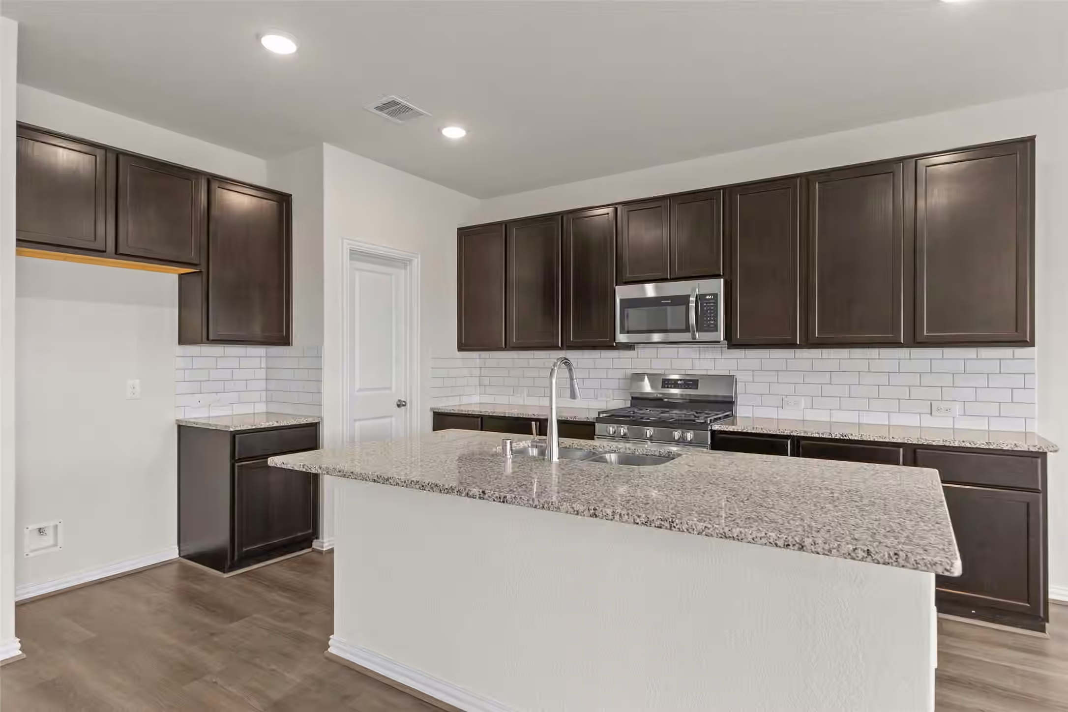 Photo 6 of 12750 Dina Springs Lane, Magnolia, TX