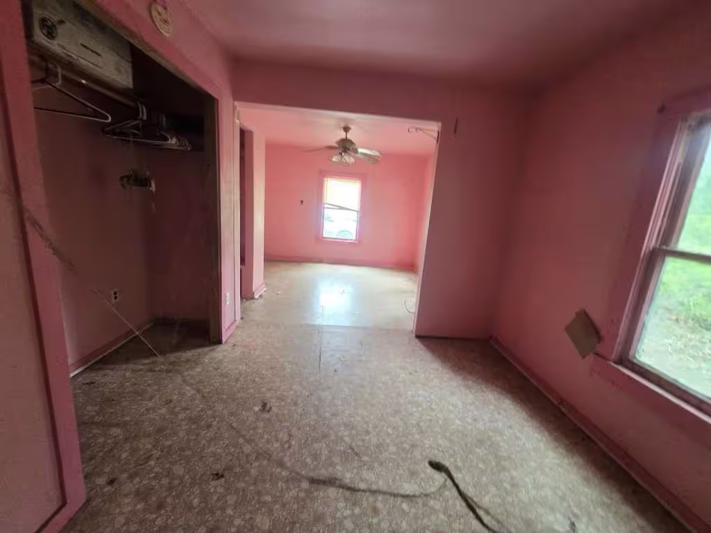 Photo 5 of 203 Cedar Circle, Daisetta, TX