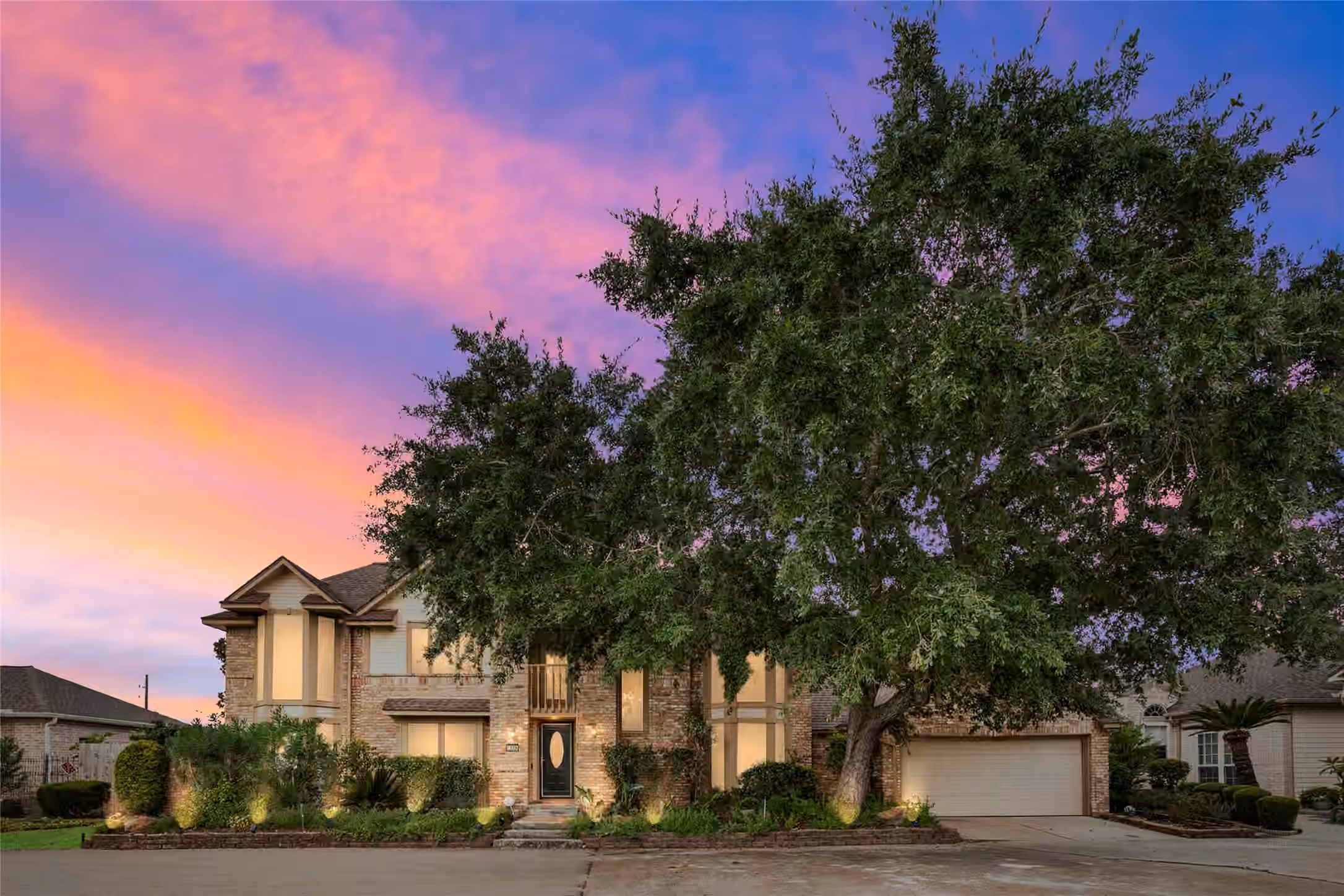 Photo 5 of 1513 Beaconshire Road, Houston, TX