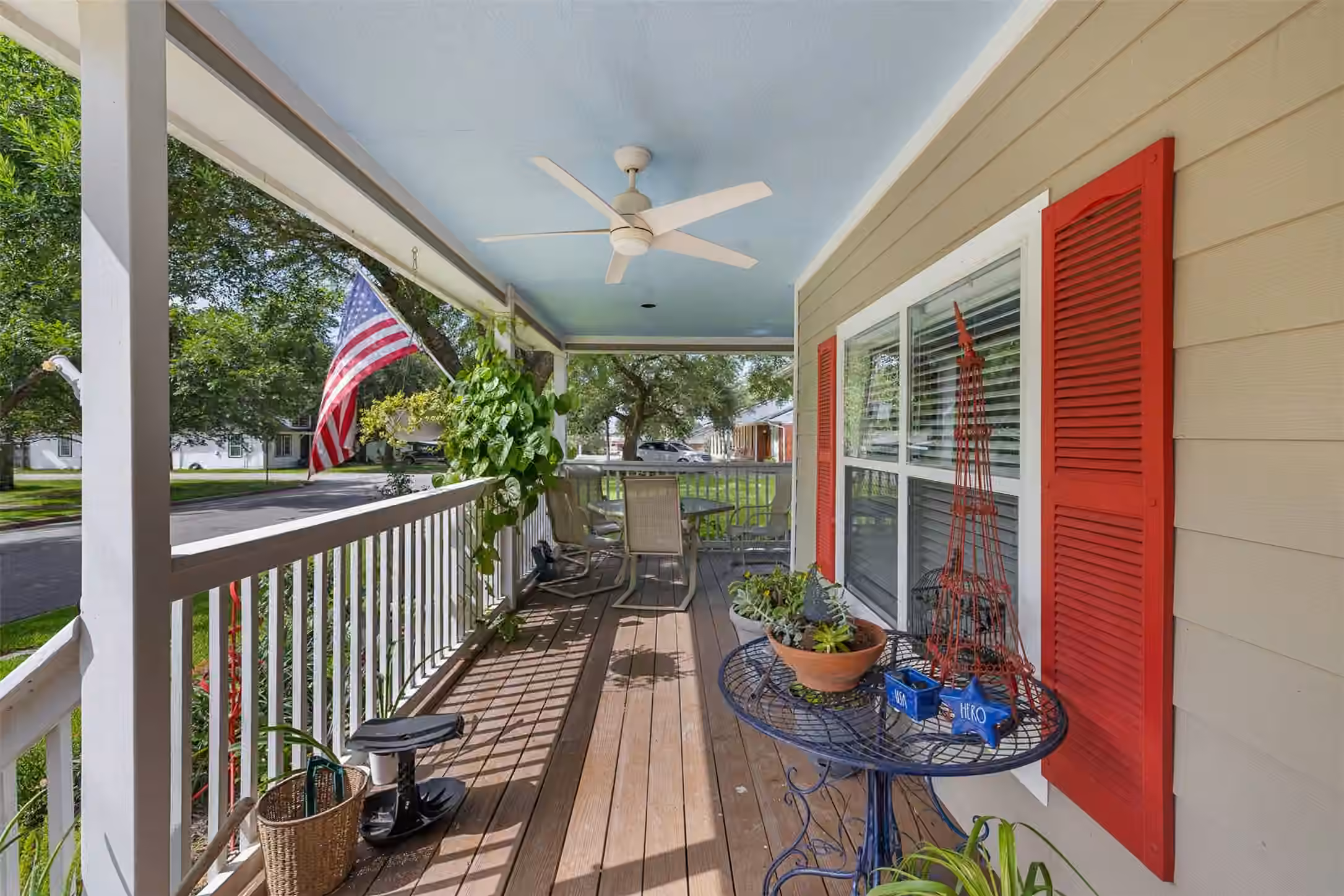Photo 6 of 410 N Cochran Street, Bellville, TX