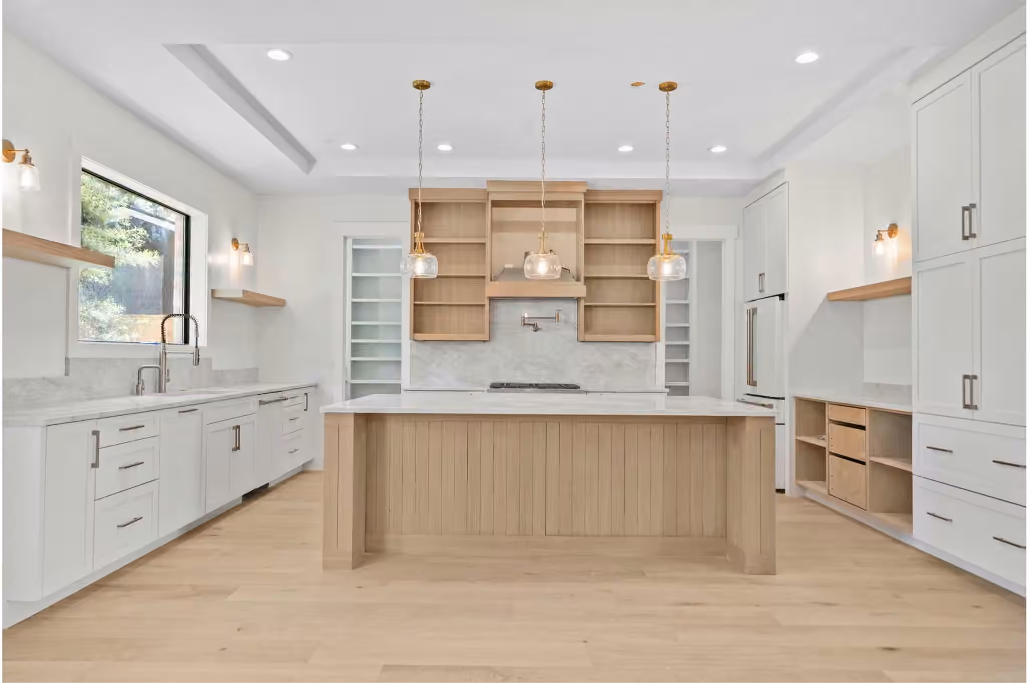 Photo 3 of 12955 Kimberley Lane, Houston, TX