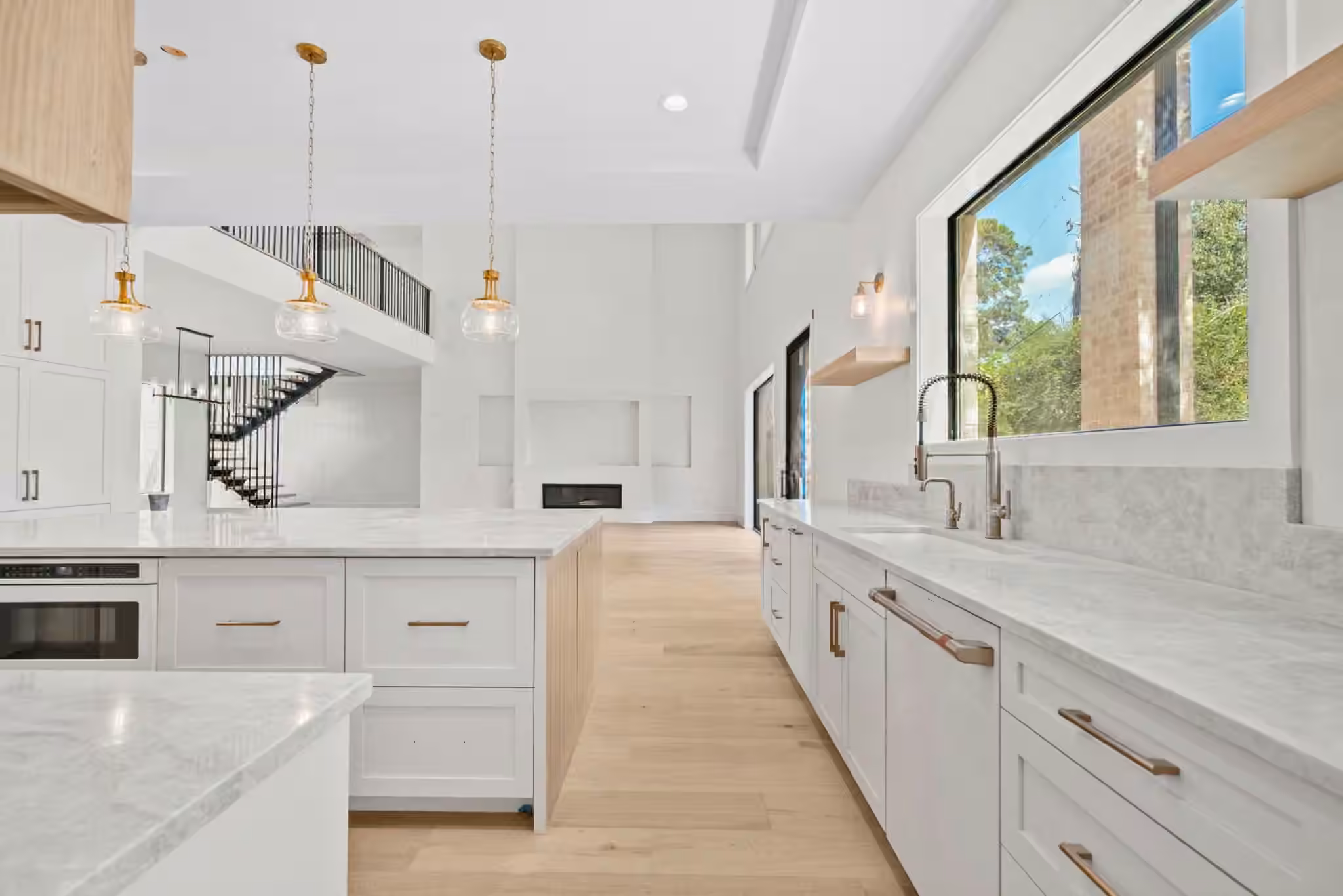 Photo 7 of 12955 Kimberley Lane, Houston, TX