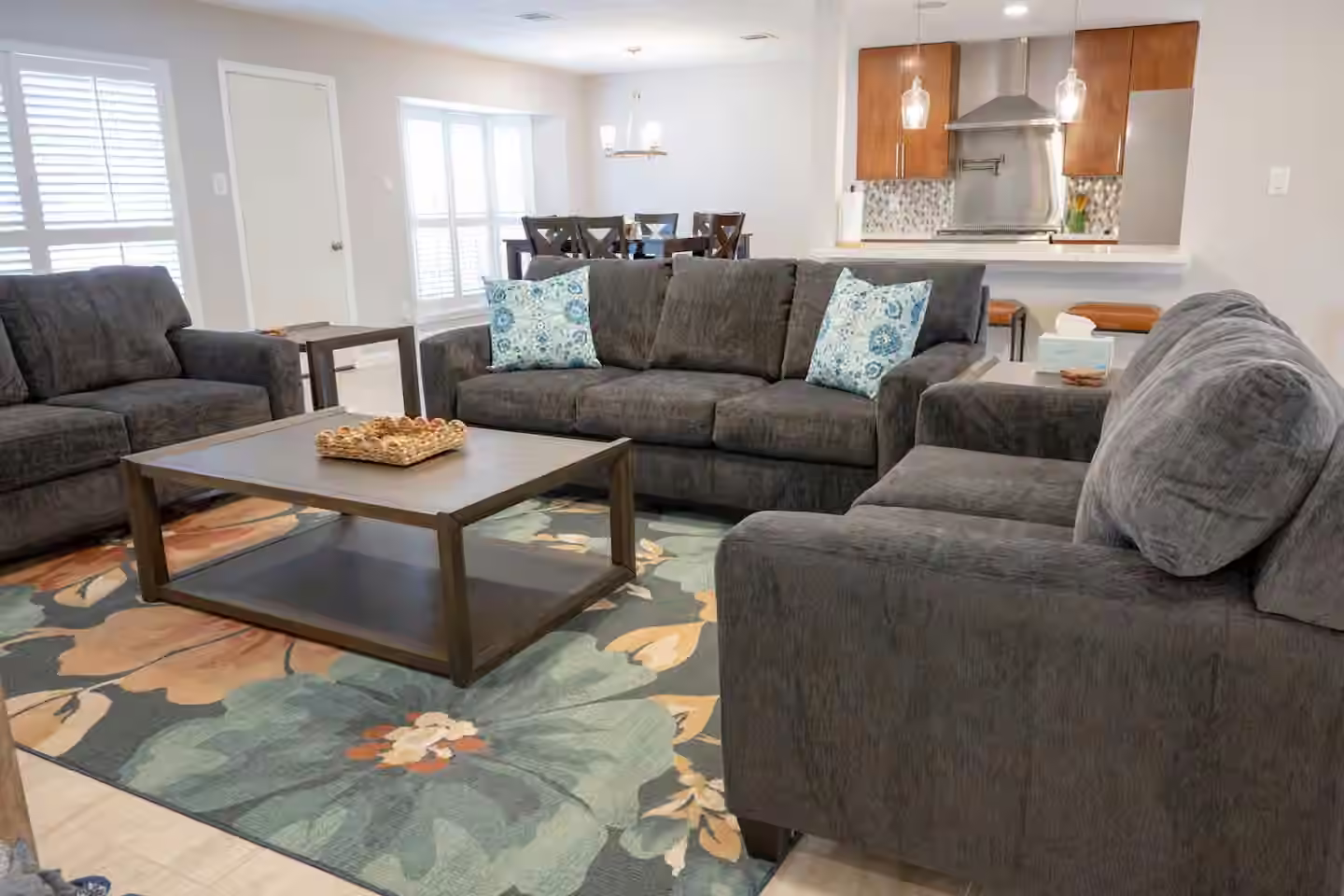 Photo 3 of 15815 Baytree Drive, Houston, TX