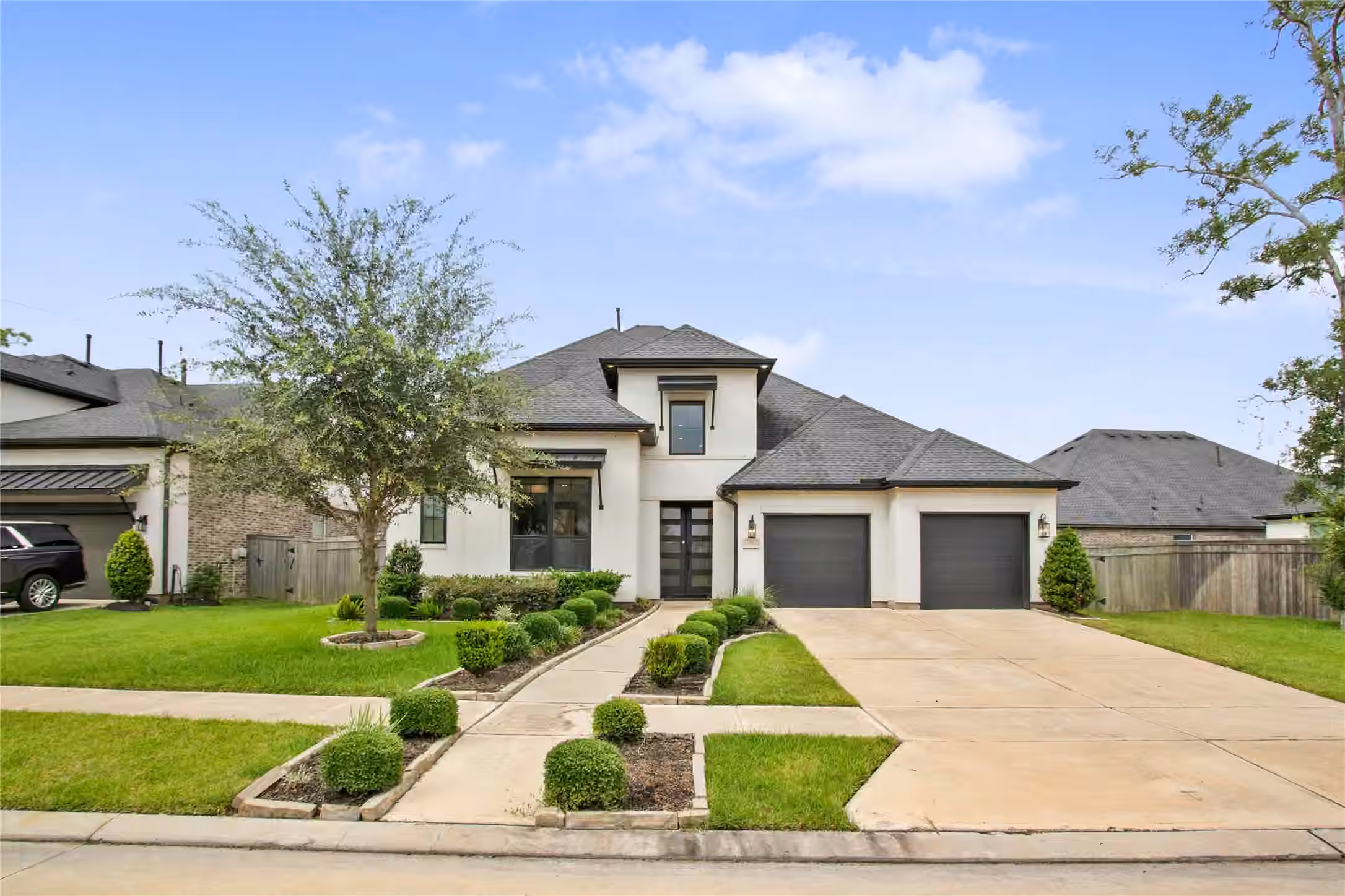 Photo 2 of 10514 Morning Oaks Drive, Missouri City, TX