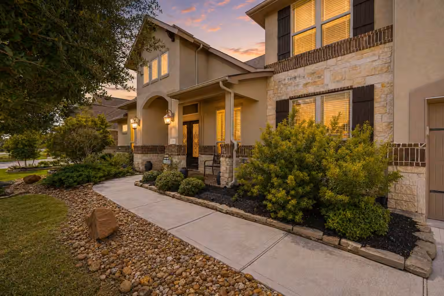 Photo 3 of 25319 Driftwood Harbor Lane, Tomball, TX