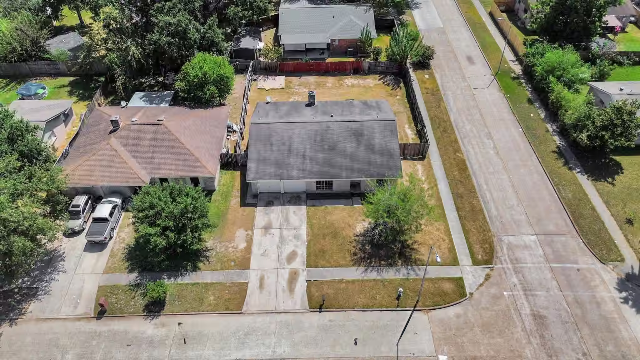 Photo 4 of 9502 Spiralwood Lane, Houston, TX