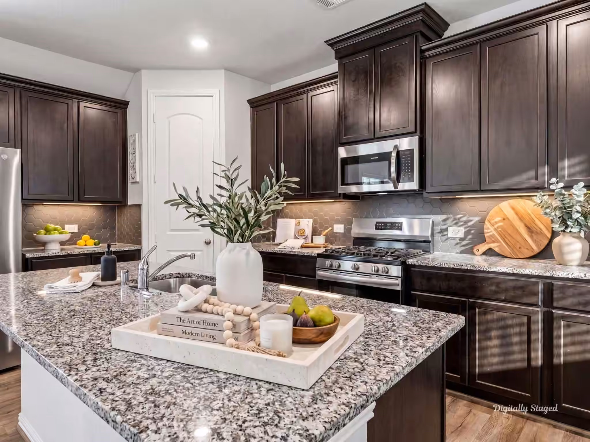 Photo 6 of 118 Violet Carson Court, Conroe, TX