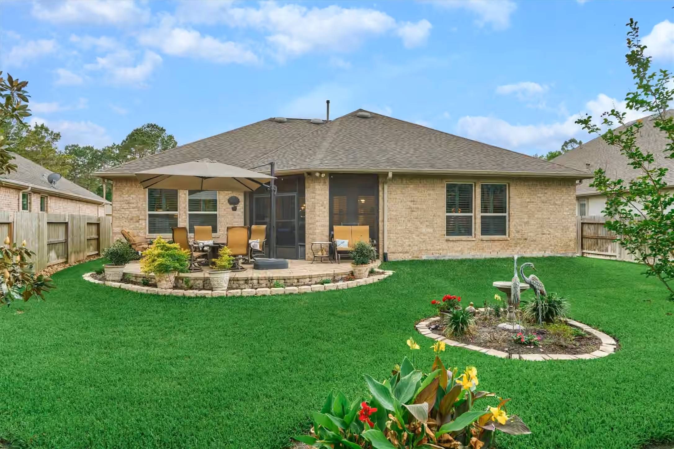 Photo 2 of 11 S Sandbells Park Lane, Montgomery, TX