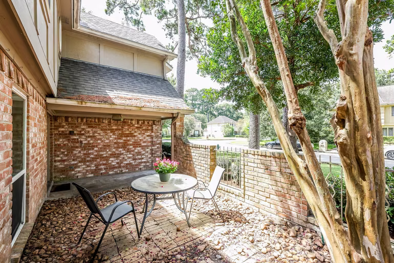 Photo 3 of 13706 Darrington Lane, Houston, TX