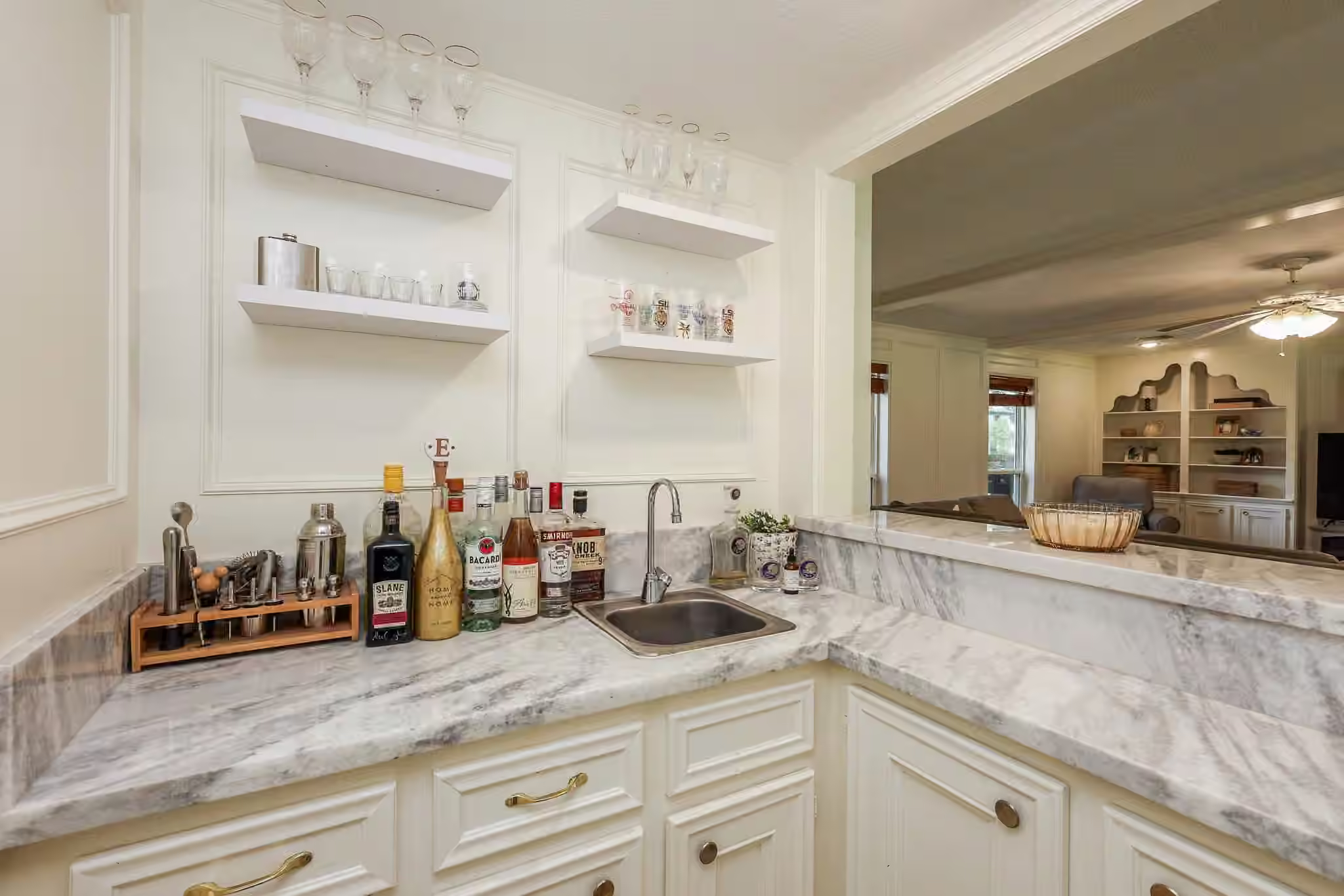 Photo 7 of 13706 Darrington Lane, Houston, TX