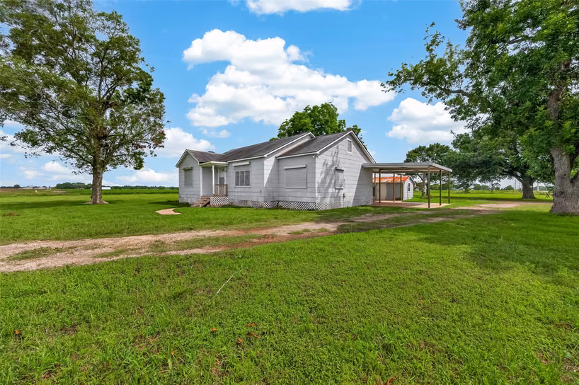 Photo 7 of 9006 Fm 361 Road, Richmond, TX