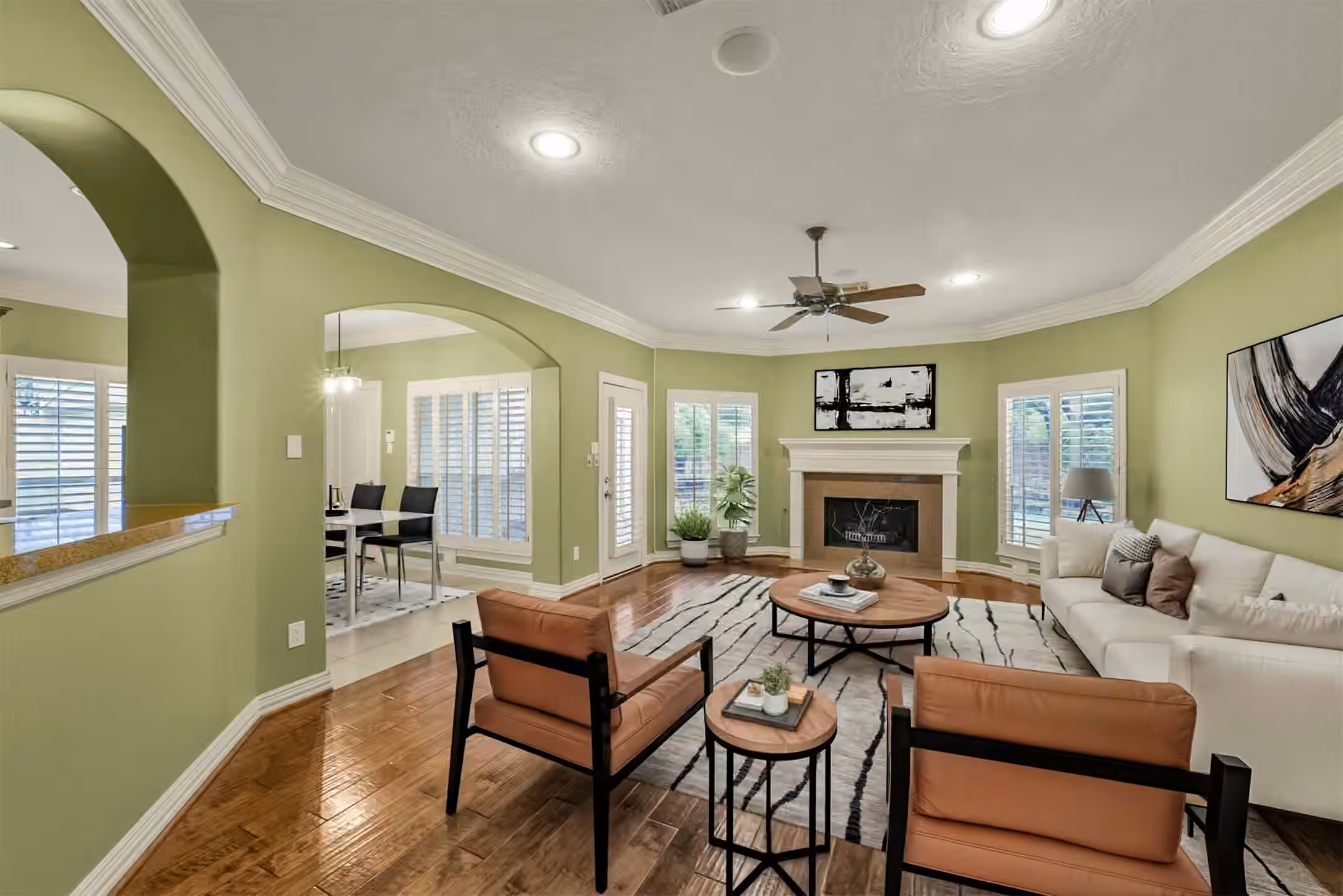 Photo 3 of 1523 Ashbury Park Drive, Houston, TX
