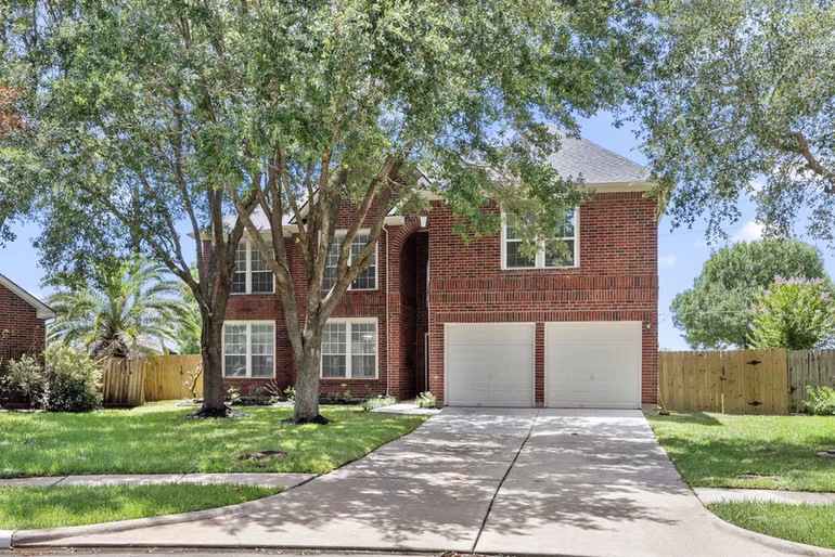 Photo 3 of 2430 Waterwood Drive, Sugar Land, TX