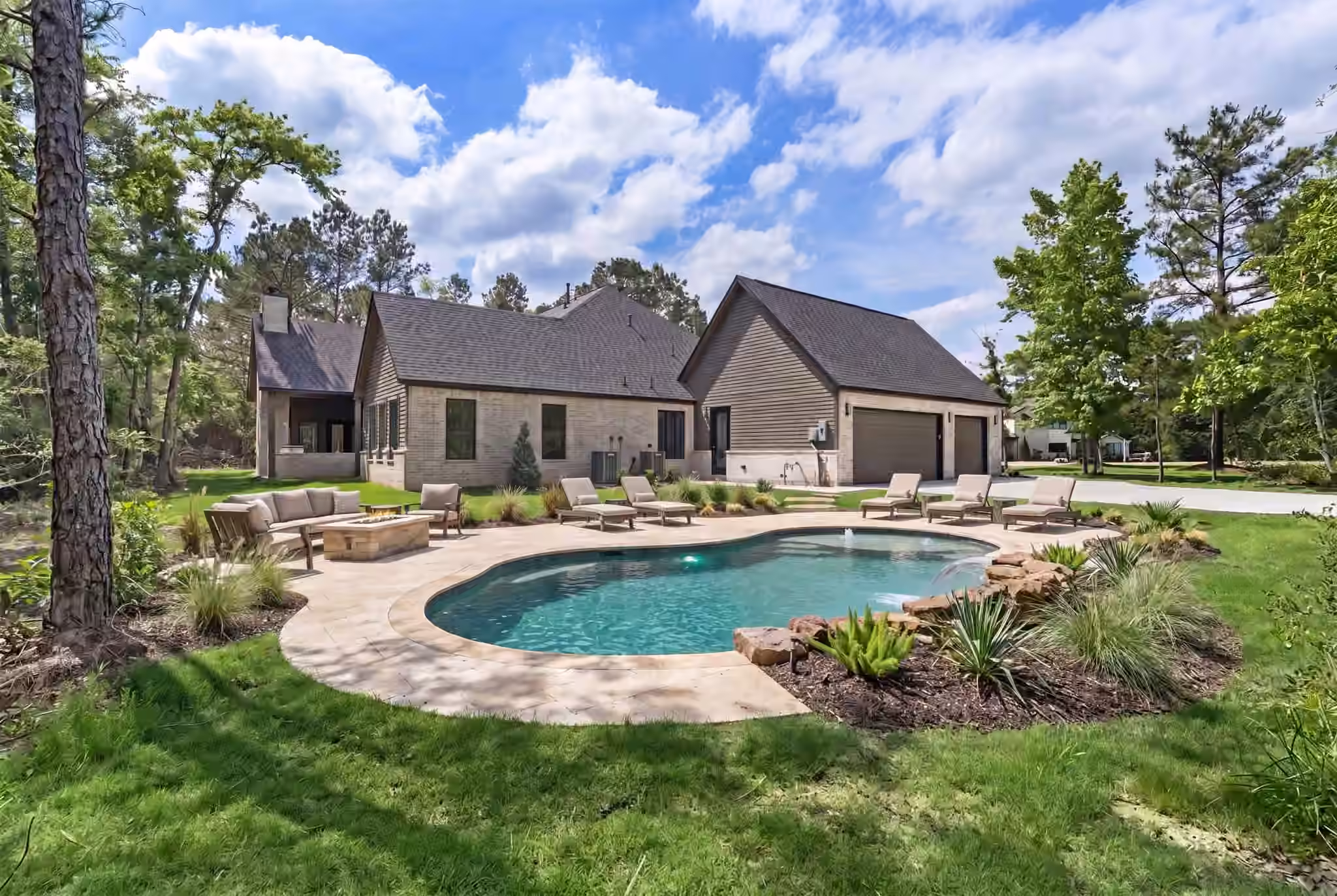 Photo 4 of 7002 Bowie Court, Montgomery, TX