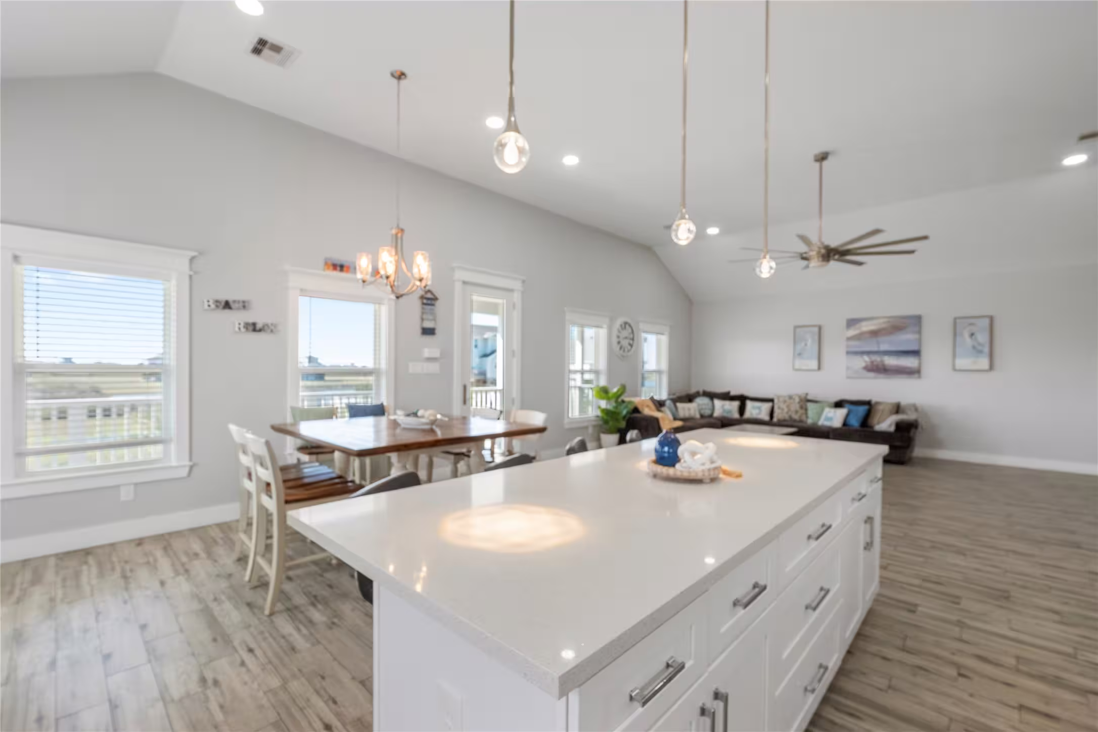 Photo 7 of 18035 Shaman Drive, Galveston, TX