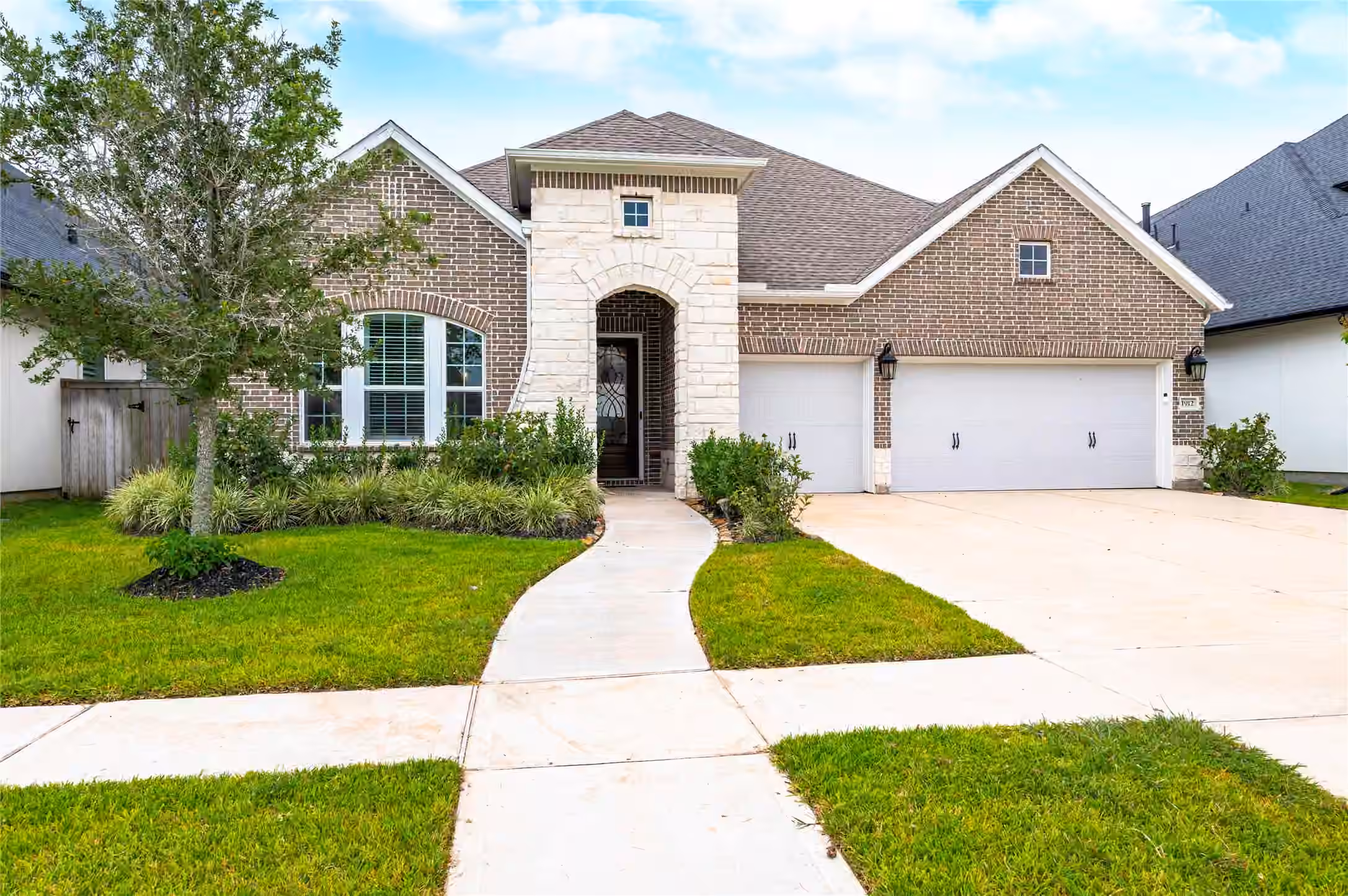Photo of 1912 Silver Point Court, Friendswood, TX 77546