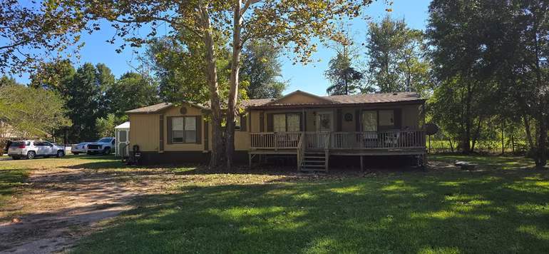 Photo of 258 County Road 2281, Cleveland, TX 77327