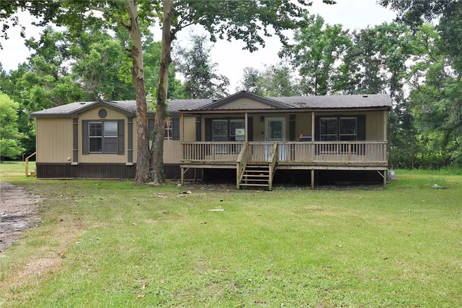 Photo 2 of 258 County Road 2281, Cleveland, TX