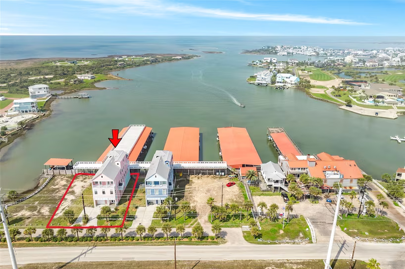 Photo 4 of 14334 Stewart Road, Galveston, TX