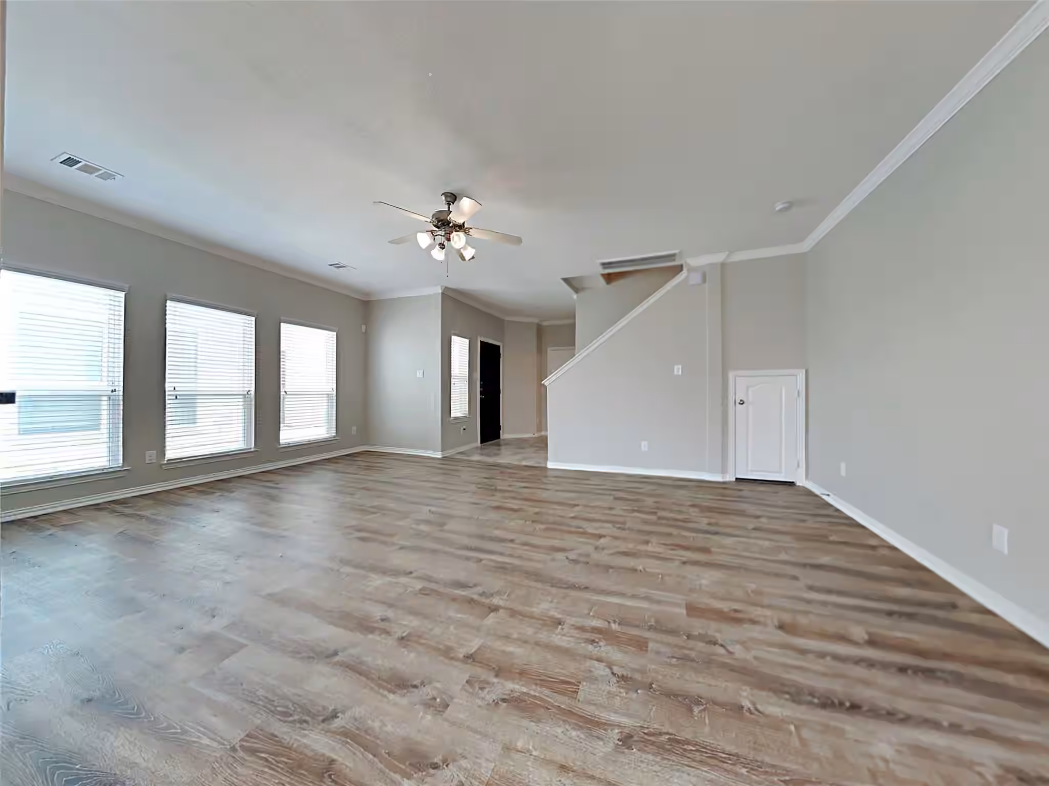 Photo 6 of 5202 Dauntless Drive, Houston, TX