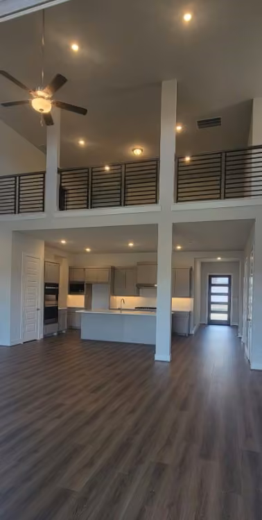 Photo 4 of 5111 Silverbell Lane, Montgomery, TX