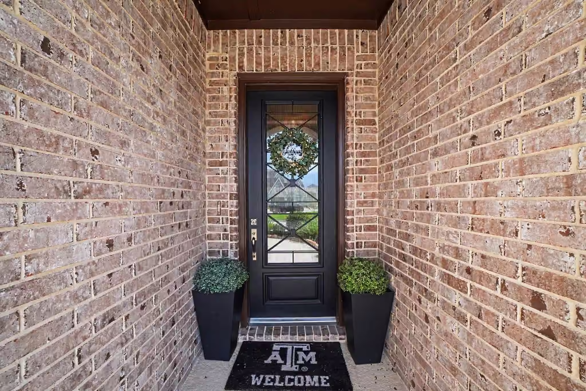 Photo 4 of 15010 Roadway Rock Court, Cypress, TX