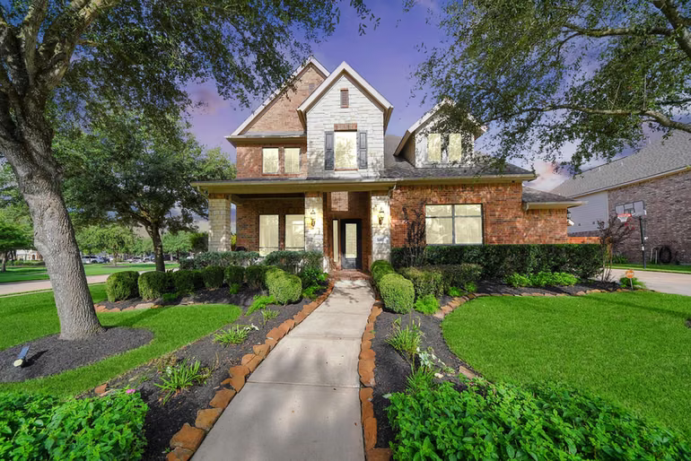 Photo of 9303 Georgetown Glen Circle, Cypress, TX 77433