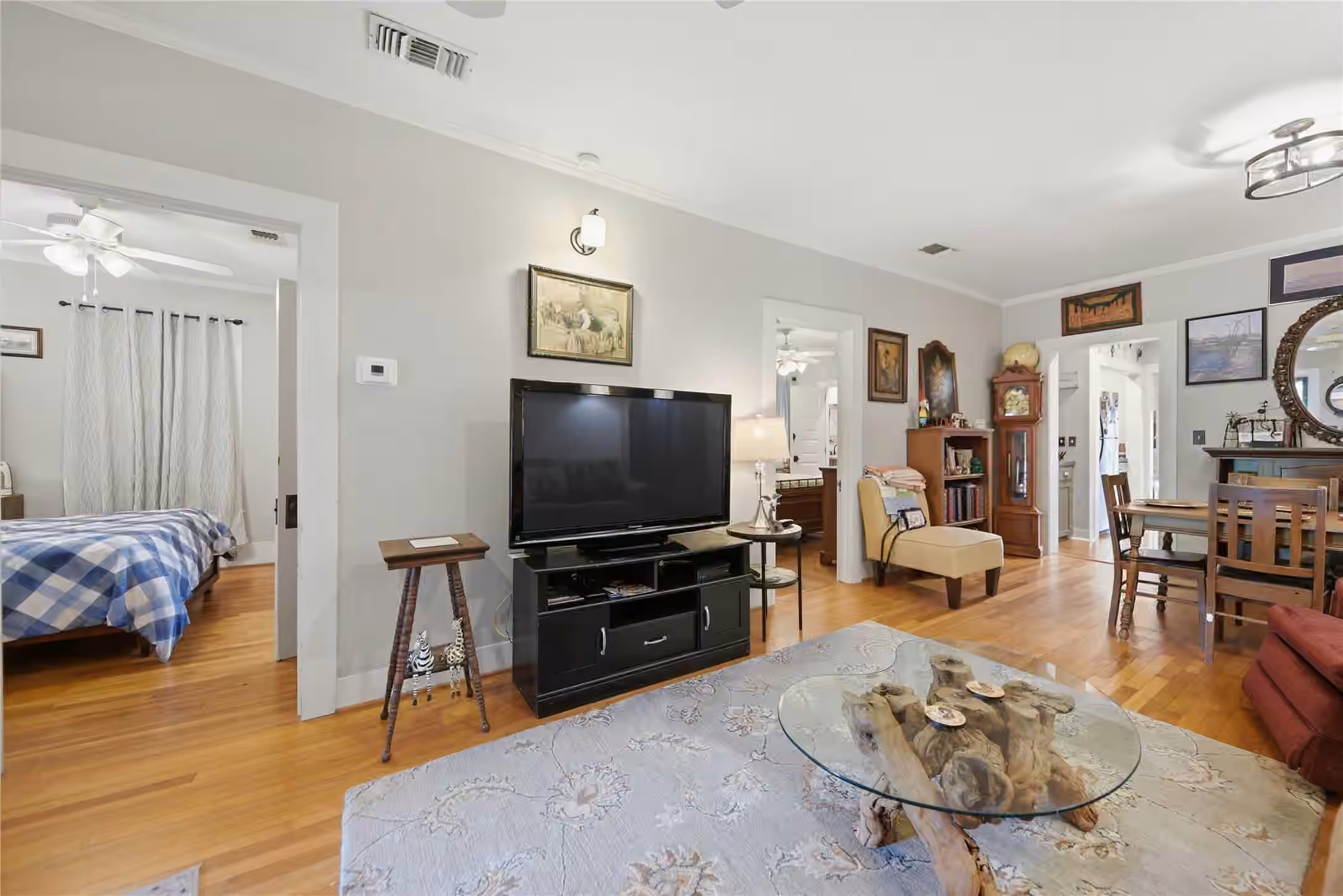 Photo 3 of 156 2nd Avenue, Columbus, TX