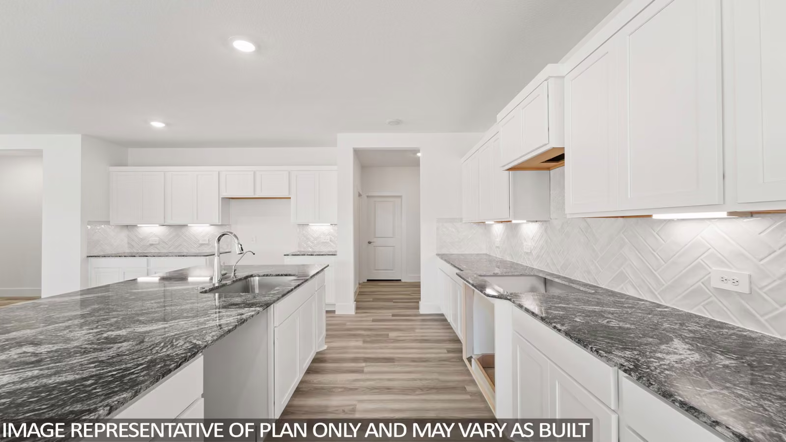 Photo 3 of 15123 Cibolo Lane, Baytown, TX