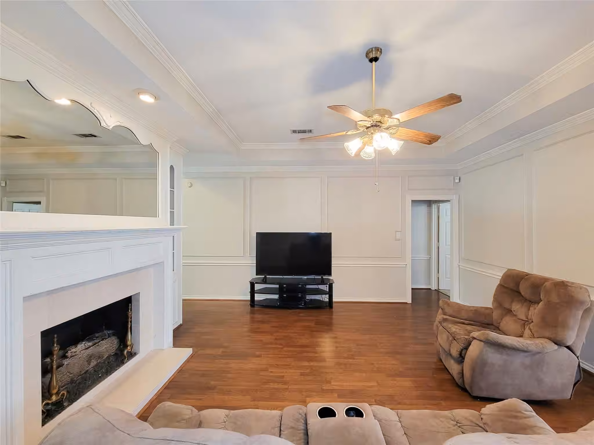 Photo 6 of 5810 Glenmere Lane, Spring, TX