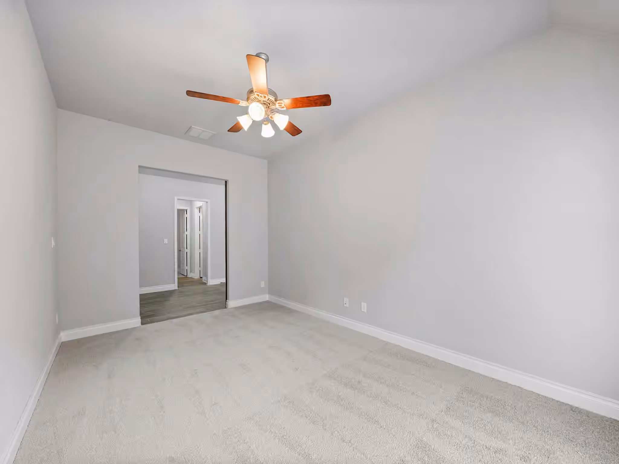 Photo 5 of 28426 Sycamore Falls Lane, Fulshear, TX