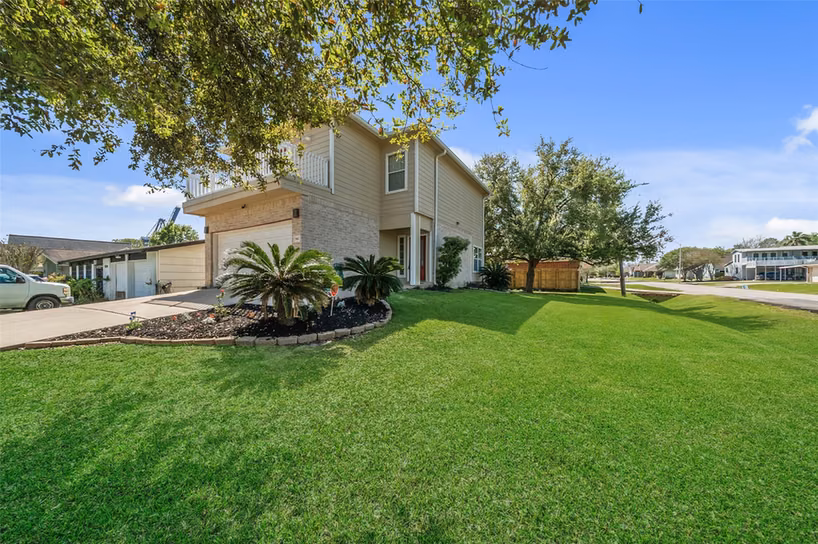 Photo of 3802 Barracuda Lane, La Porte, TX 77571