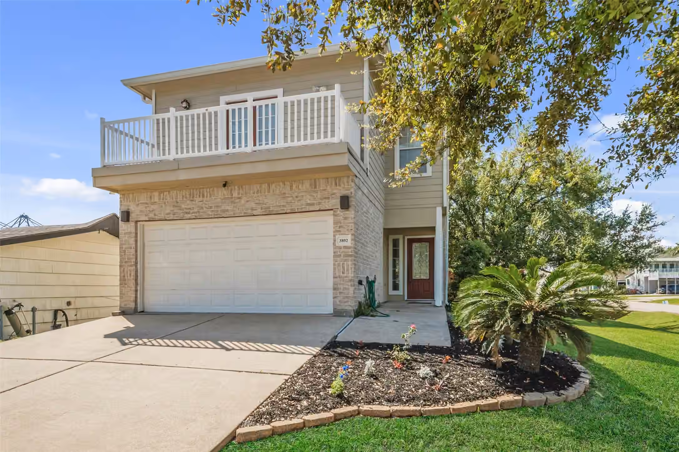 Photo 3 of 3802 Barracuda Lane, La Porte, TX