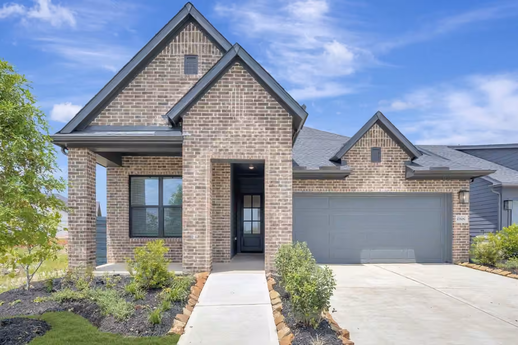 Photo 2 of 10806 Starlight Lane, Richmond, TX