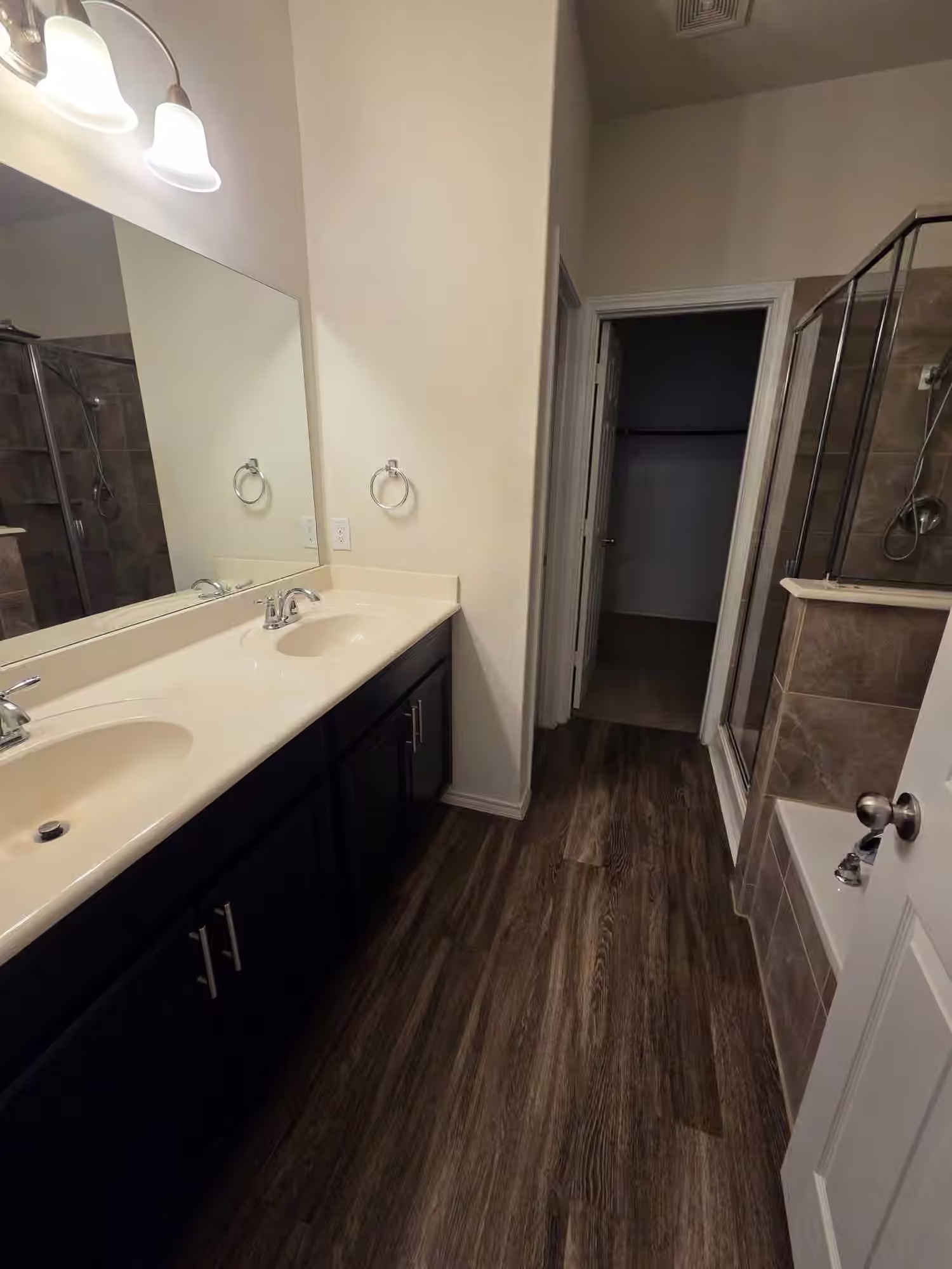 Photo 7 of 2103 Lost Timbers Drive, Conroe, TX