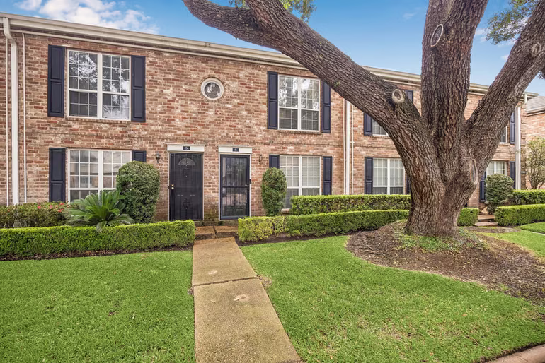 Photo 6 of 6410 Del Monte Drive 6, Houston, TX