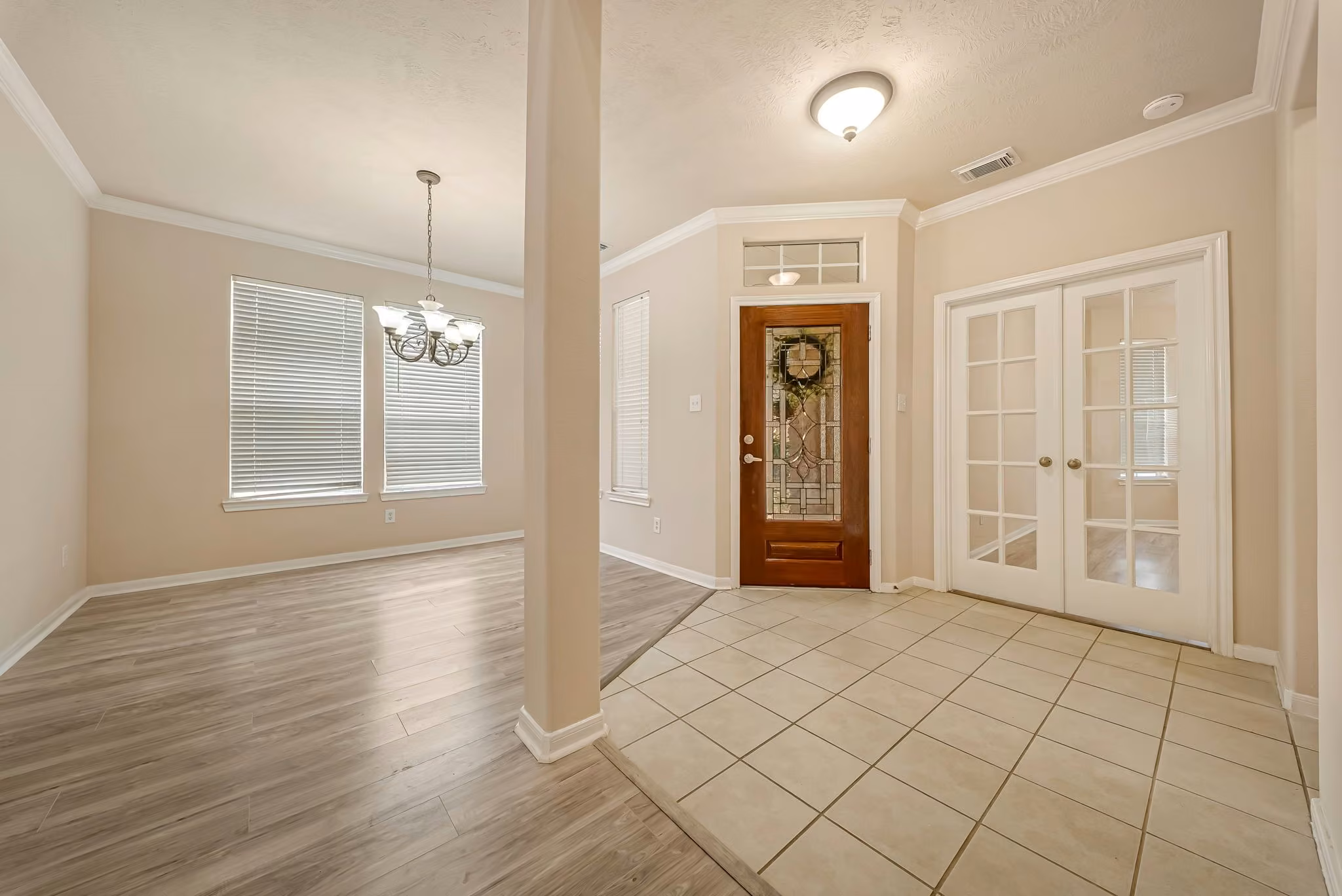 Photo 3 of 18106 Linden Forest Lane, Katy, TX