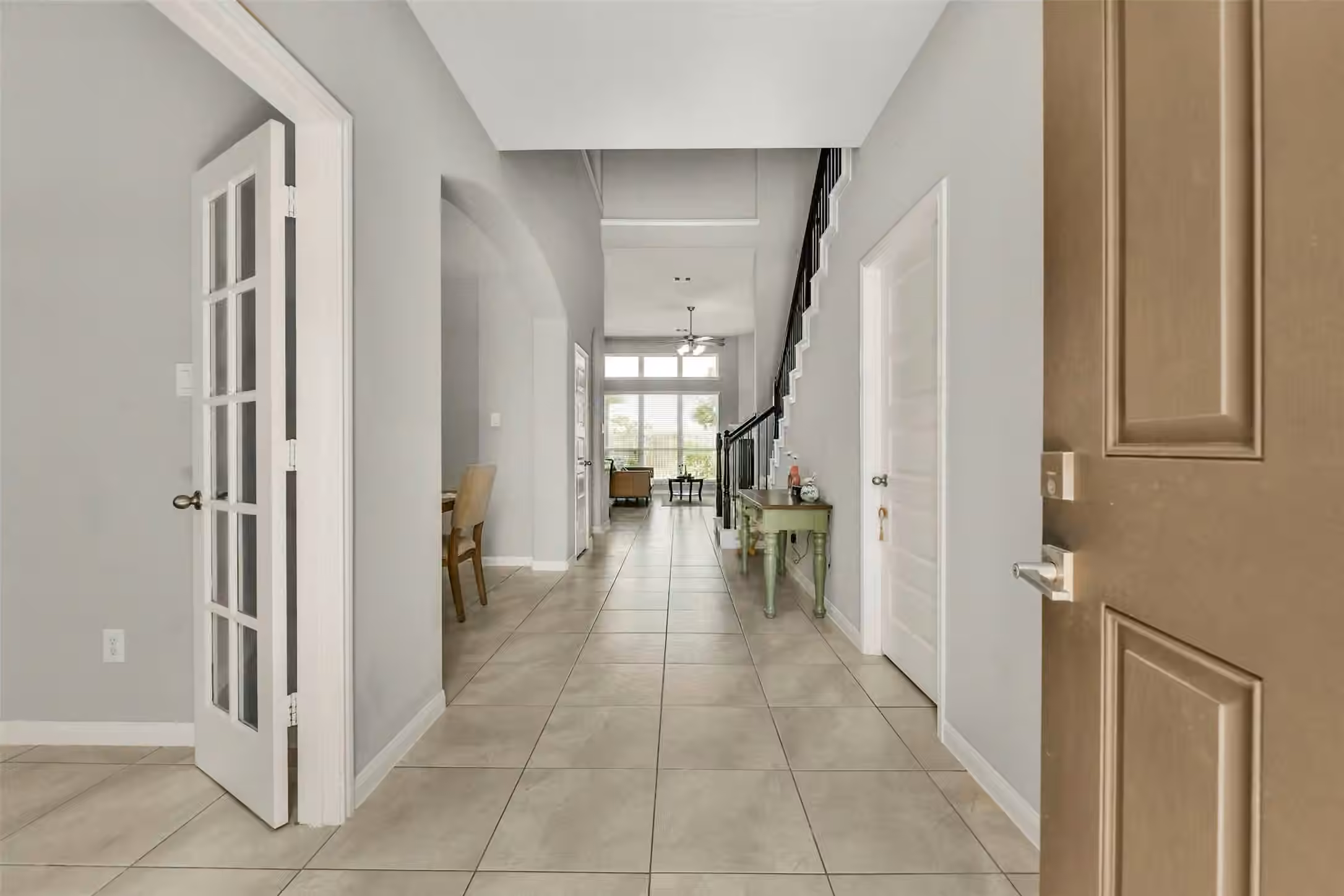 Photo 2 of 1906 Dry Willow Lane, Pearland, TX