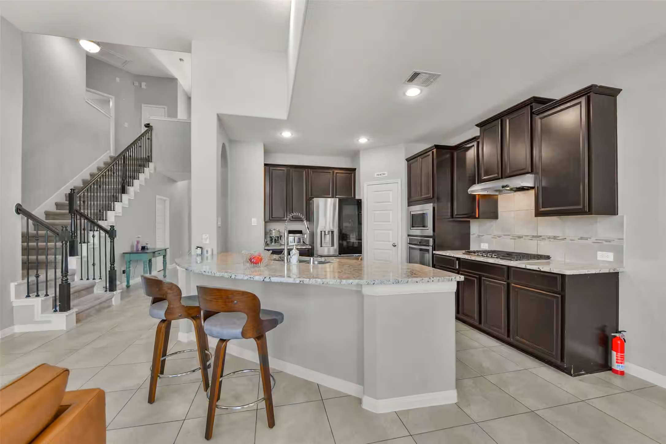 Photo 6 of 1906 Dry Willow Lane, Pearland, TX