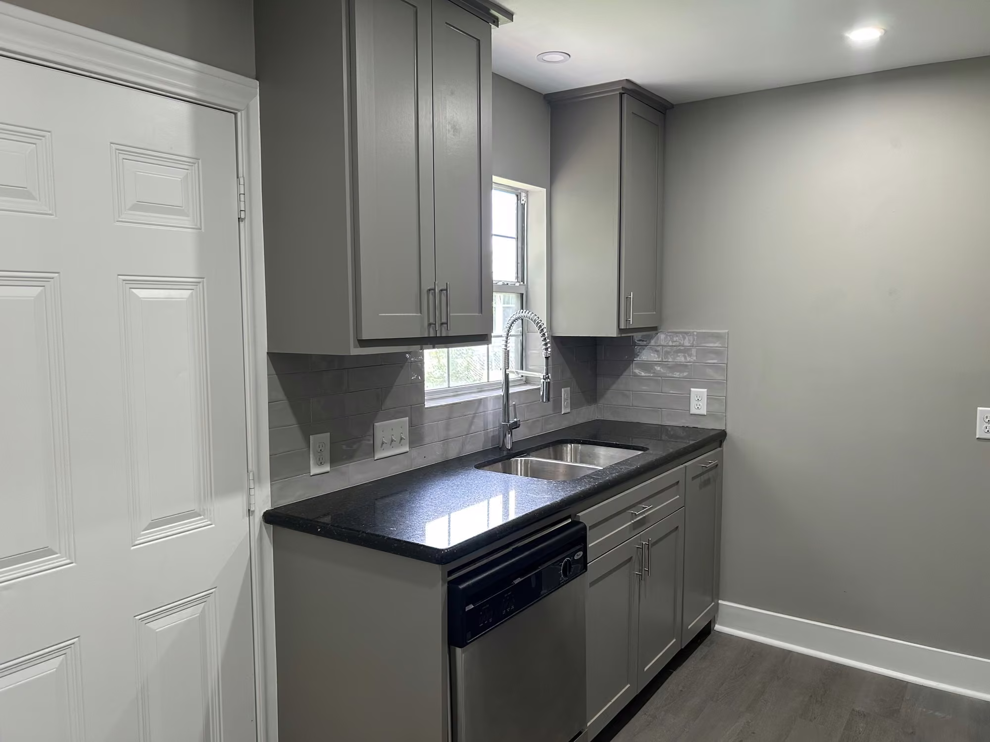 Photo 3 of 714 Morrell st, Baytown, TX