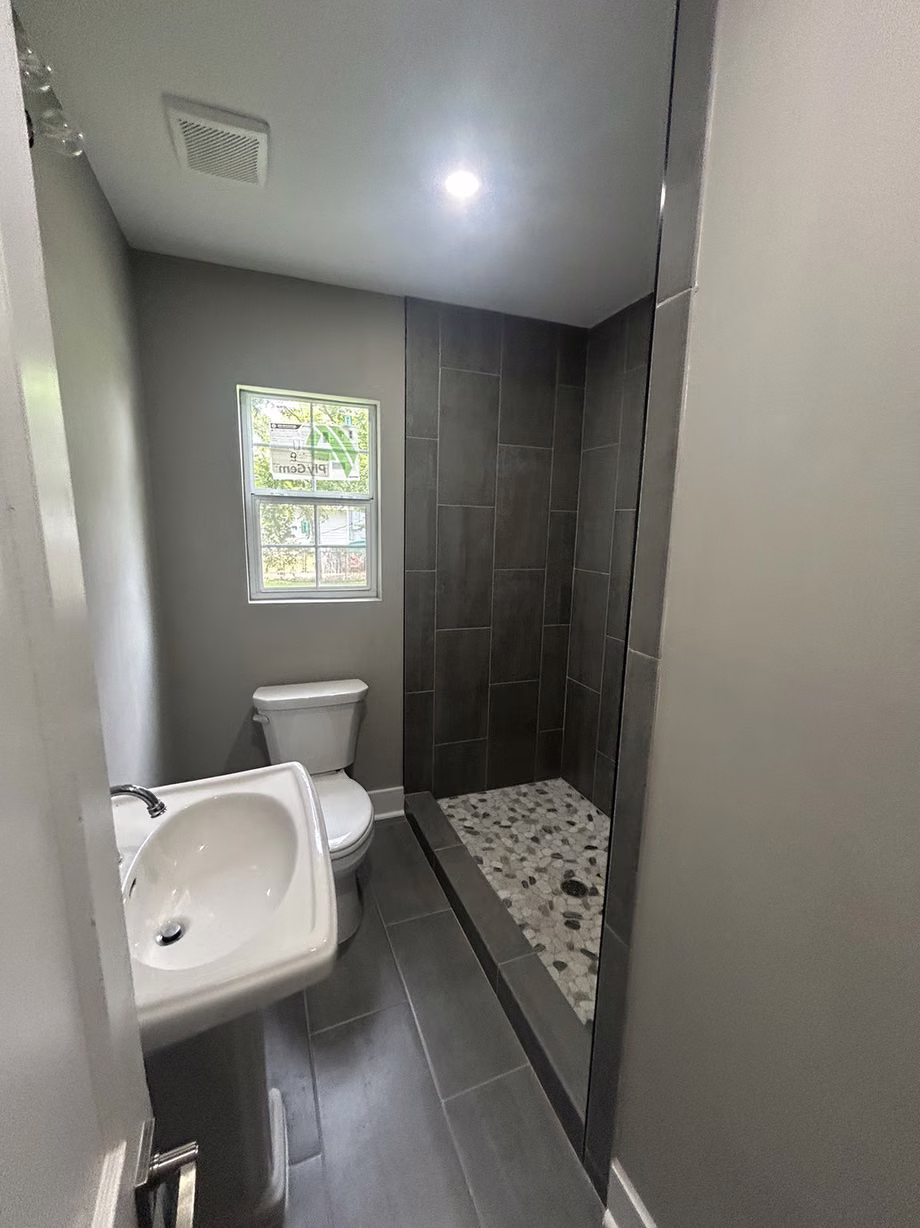 Photo 6 of 714 Morrell st, Baytown, TX