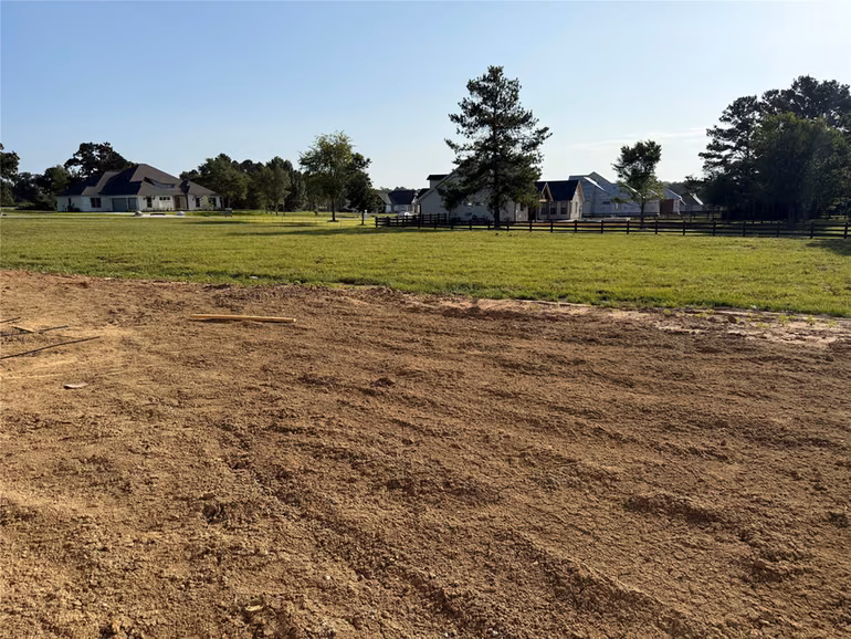 Photo 5 of 24964 Hopeview Way, Montgomery, TX