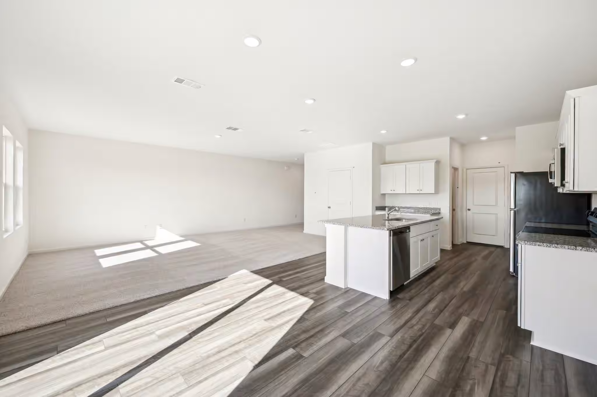 Photo 6 of 7911 Cassie Pine Drive, Houston, TX
