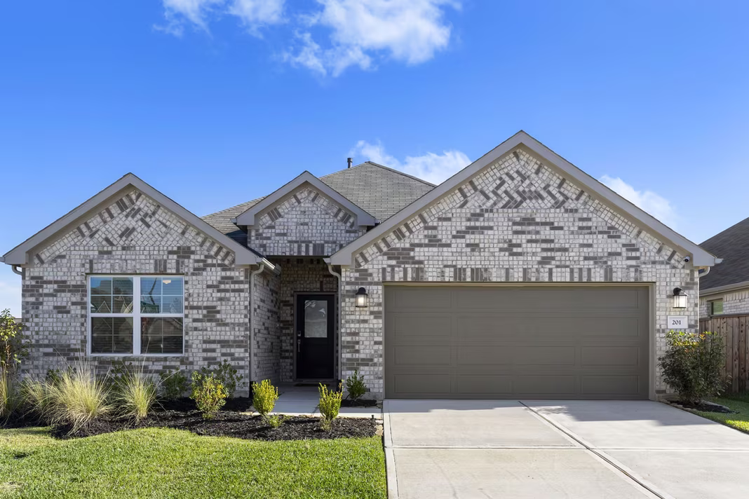 Photo of 201 Augustine Way, Magnolia, TX 77354