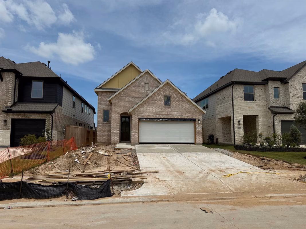 Photo 2 of 26814 Stardust Meadow Court, Richmond, TX