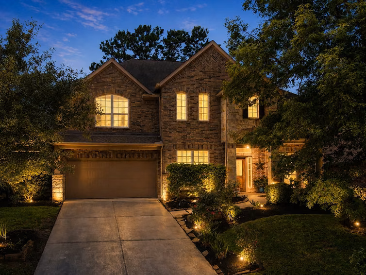 Photo 2 of 2502 Wynden Meadow Lane, Conroe, TX