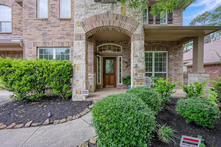 Photo 3 of 2502 Wynden Meadow Lane, Conroe, TX
